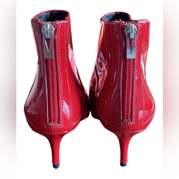 Via Spiga Red Patent Leather Kitten Heel Booties Size 7.5 NWOT - Picture 6 of 12